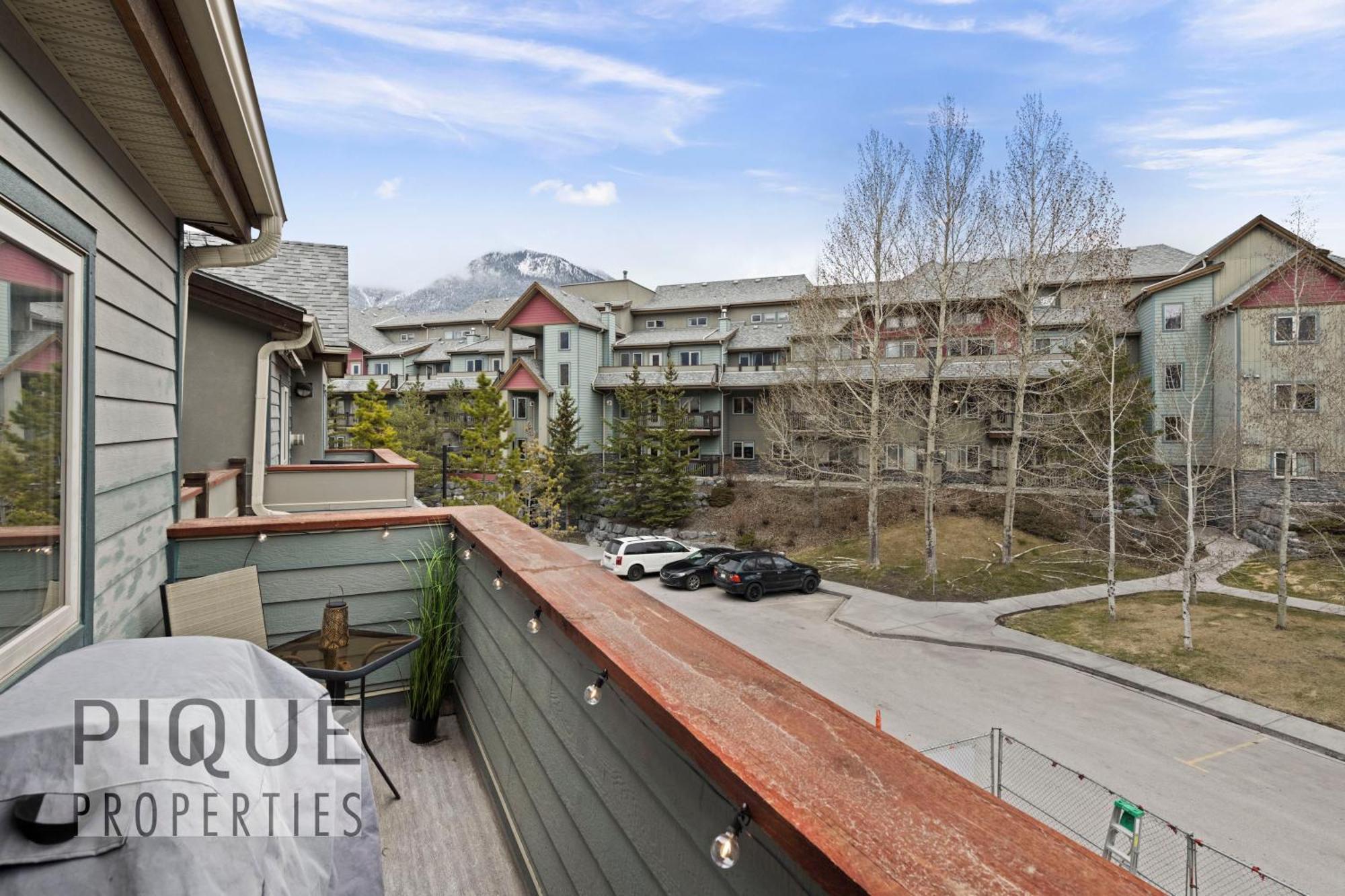 Mountain Loft Retreat, Heated Pool & Hot Tub, Ug Parking, Balcony, Wifi! Διαμέρισμα Κάνμορ Εξωτερικό φωτογραφία